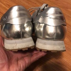 Tory Sport trainers!! Shiny awesome SILVER fun!!